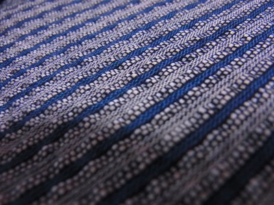 凹凸のある布地がしじら織りの特徴