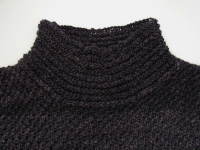 ガーター編みの襟ぐり